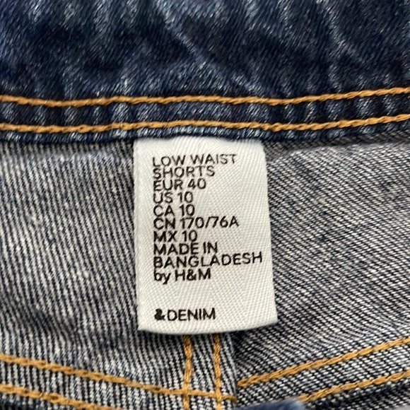 Free with any $20 purchase. H&M denim shorts - Picture 2 of 4